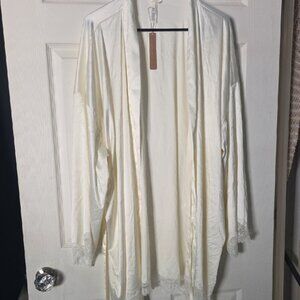 SKIMS Cream Lace-Trimmed Robe